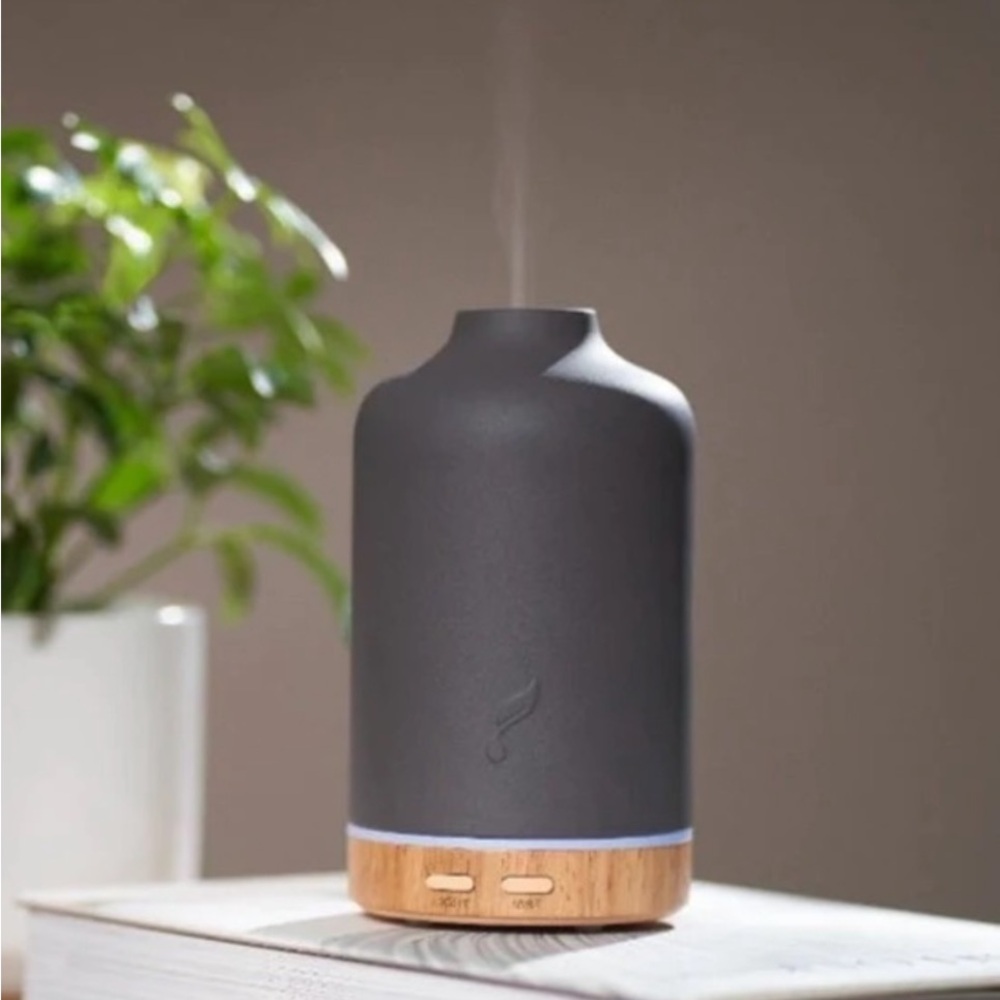 NEW Young Living Ember Terracotta Diffuser